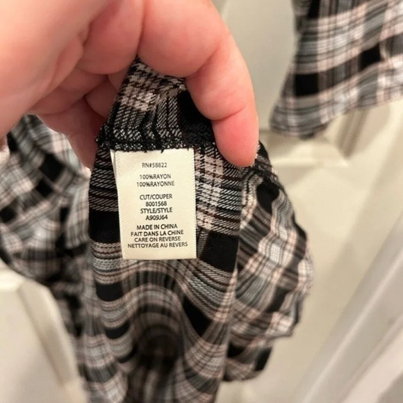 Max Studio Plaid Shirt Dress size Large - Picture 8 of 9